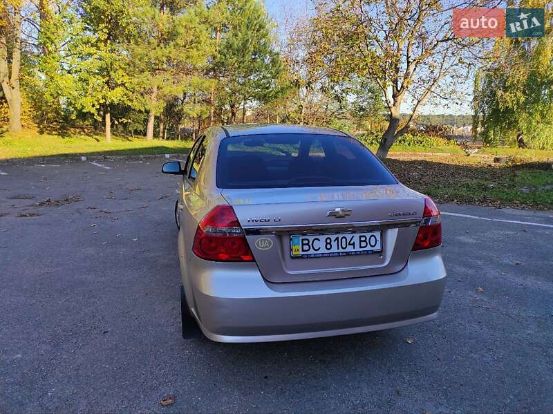 Седан Chevrolet Aveo 2008 в 