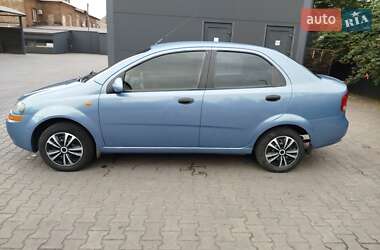 Седан Chevrolet Aveo 2005 в Кам'янському