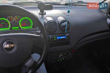 Хэтчбек Chevrolet Aveo 2008 в Херсоне