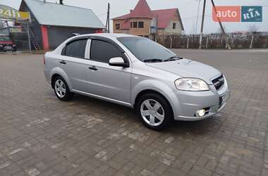 Седан Chevrolet Aveo 2008 в Черновцах