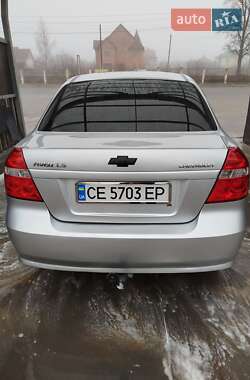 Седан Chevrolet Aveo 2008 в Черновцах