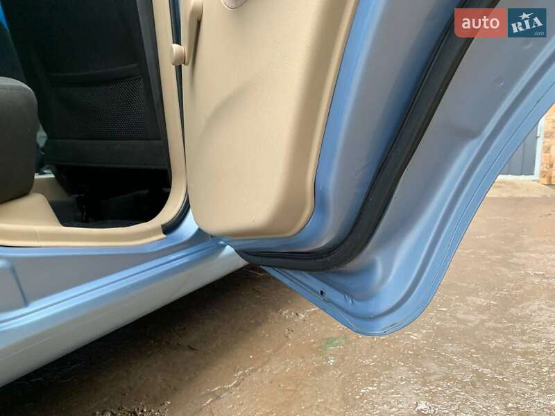 Седан Chevrolet Aveo 2008 в Білгороді-Дністровському