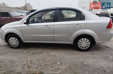 Седан Chevrolet Aveo 2008 в Києві