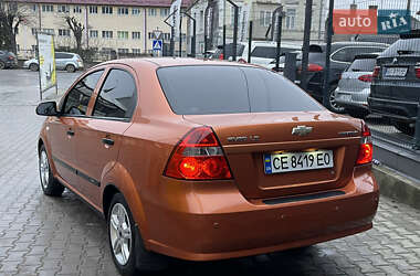 Седан Chevrolet Aveo 2006 в Чернівцях