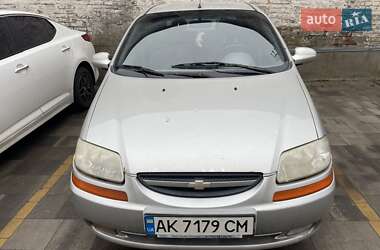 Седан Chevrolet Aveo 2005 в Києві