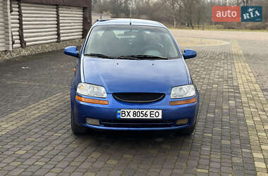 Седан Chevrolet Aveo 2005 в Чернівцях