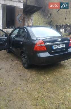 Седан Chevrolet Aveo 2006 в Рахові