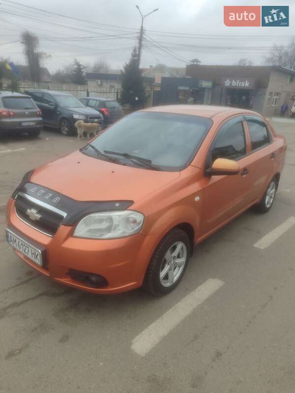 Седан Chevrolet Aveo 2006 в Макарове