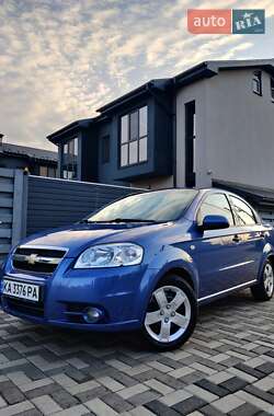 Седан Chevrolet Aveo 2008 в Києві