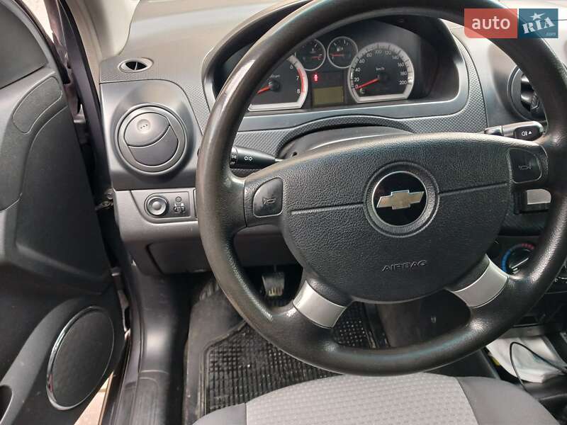 Хэтчбек Chevrolet Aveo 2008 в Ивано-Франковске