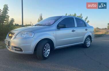 Седан Chevrolet Aveo 2006 в Южноукраїнську