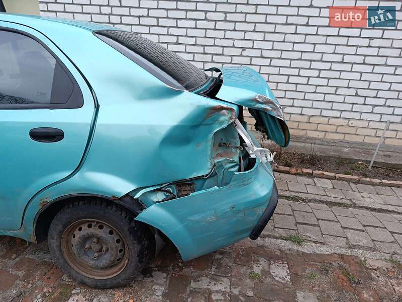 Седан Chevrolet Aveo 2005 в Балаклії