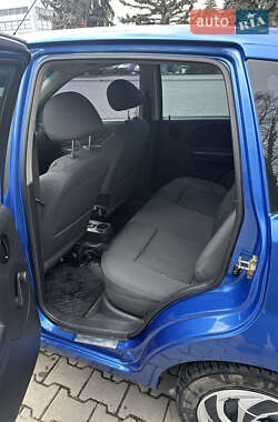 Хэтчбек Chevrolet Aveo 2006 в 