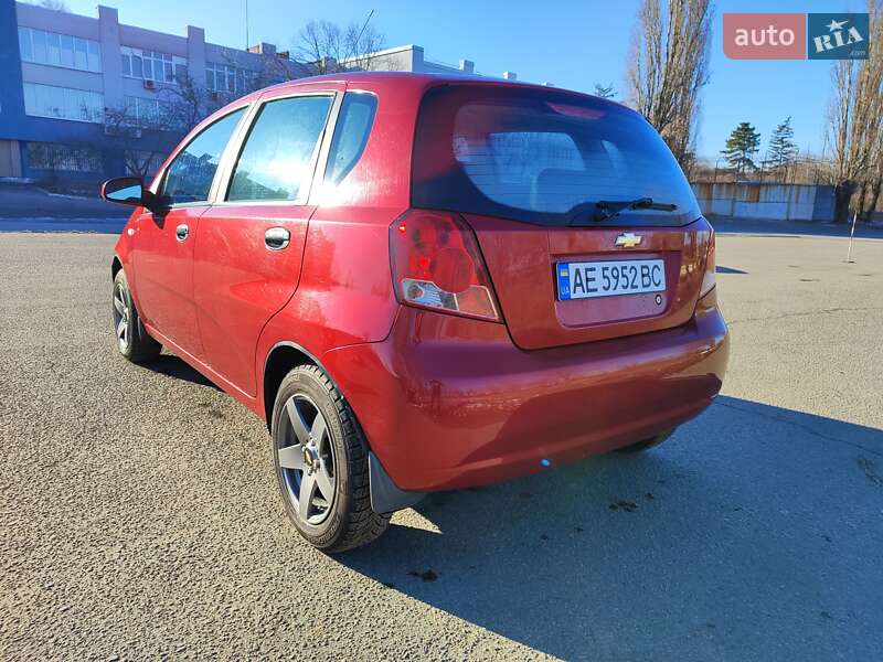 Хетчбек Chevrolet Aveo 2006 в Дніпрі