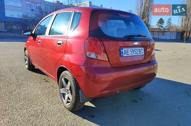 Хэтчбек Chevrolet Aveo 2006 в 