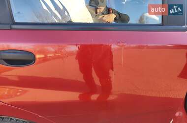 Хэтчбек Chevrolet Aveo 2006 в 