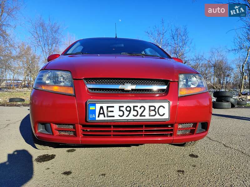 Хетчбек Chevrolet Aveo 2006 в Дніпрі