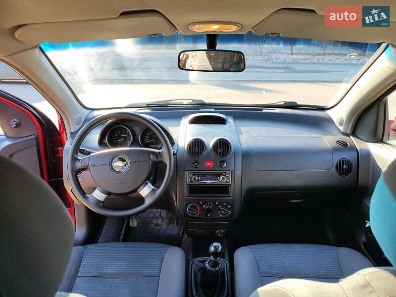 Хетчбек Chevrolet Aveo 2006 в Дніпрі
