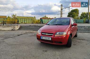 Хэтчбек Chevrolet Aveo 2006 в 