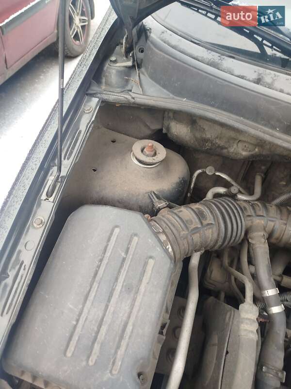 Седан Chevrolet Aveo 2005 в Києві