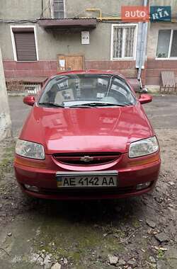 Седан Chevrolet Aveo 2004 в Днепре