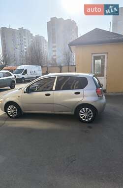 Хэтчбек Chevrolet Aveo 2005 в Киеве