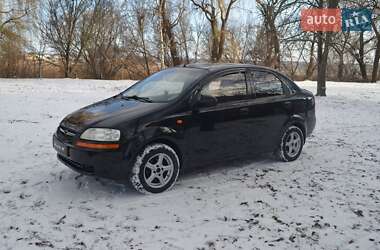 Седан Chevrolet Aveo 2005 в Новомиргороді