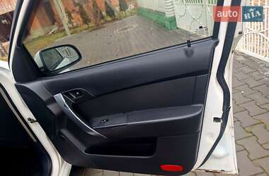 Седан Chevrolet Aveo 2007 в Черновцах