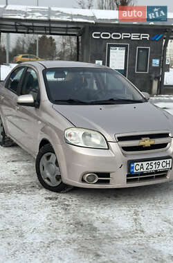 Седан Chevrolet Aveo 2008 в Киеве