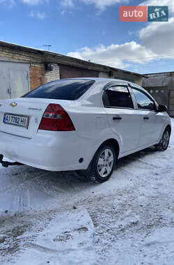 Седан Chevrolet Aveo 2006 в Києві