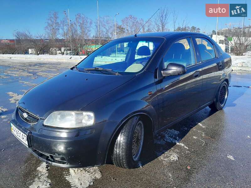 Седан Chevrolet Aveo 2005 в Бучі