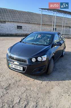 Седан Chevrolet Aveo 2012 в Демидівці