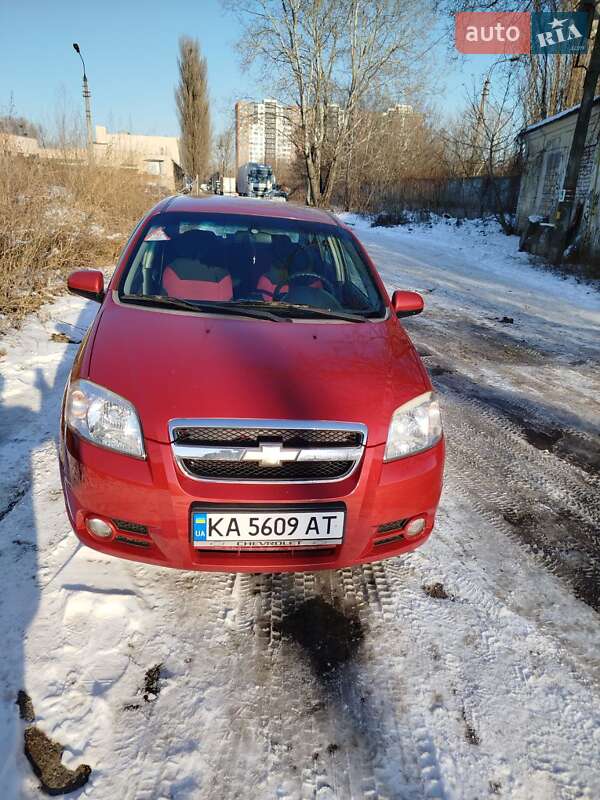 Седан Chevrolet Aveo 2011 в Киеве