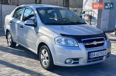 Седан Chevrolet Aveo 2011 в Кропивницком