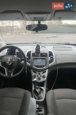 Седан Chevrolet Aveo 2012 в 