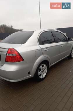 Седан Chevrolet Aveo 2007 в Киеве