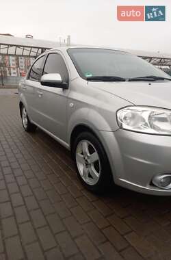 Седан Chevrolet Aveo 2007 в Киеве