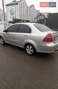 Седан Chevrolet Aveo 2007 в Киеве