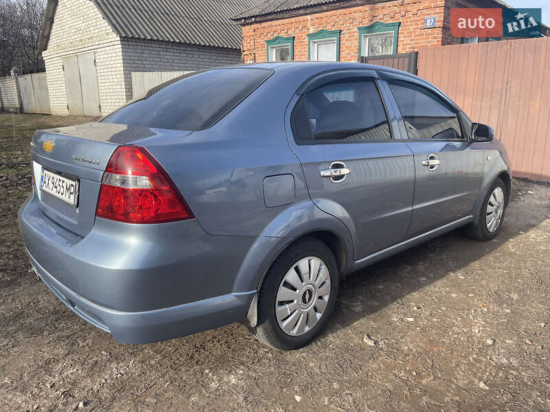Седан Chevrolet Aveo 2007 в Краснограде