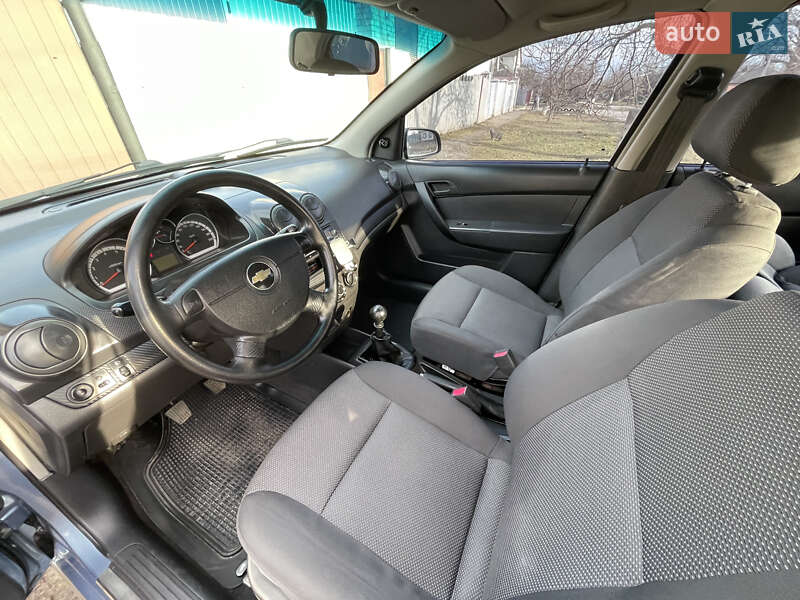 Седан Chevrolet Aveo 2007 в Краснограде