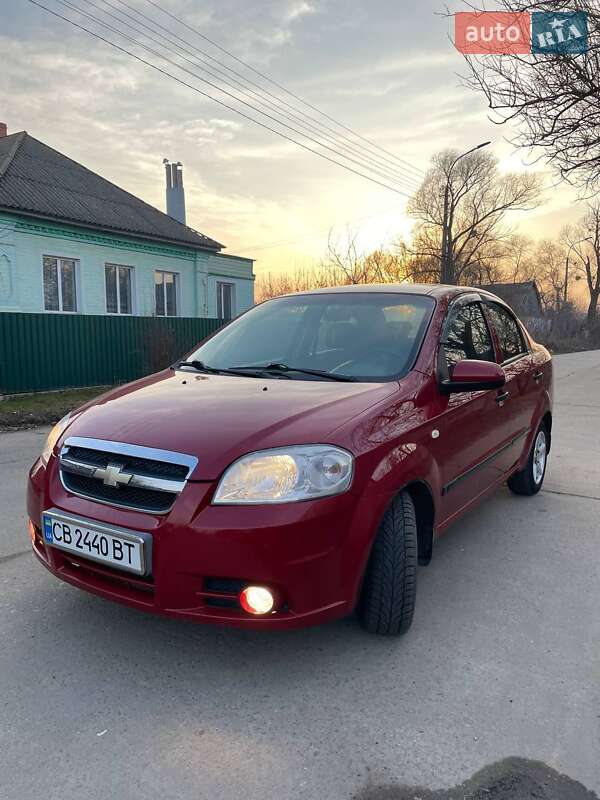 Седан Chevrolet Aveo 2008 в Прилуках