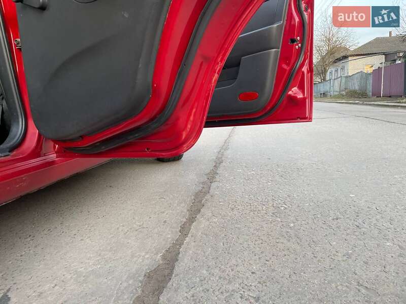 Седан Chevrolet Aveo 2008 в Прилуках