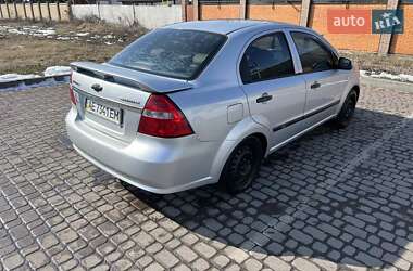 Седан Chevrolet Aveo 2006 в Днепре