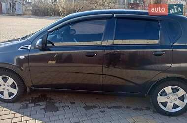 Хетчбек Chevrolet Aveo 2011 в Роздільній