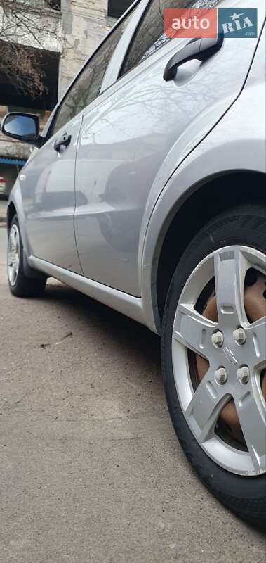 Седан Chevrolet Aveo 2008 в Одессе