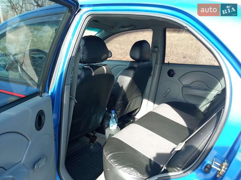 Седан Chevrolet Aveo 2005 в Баре