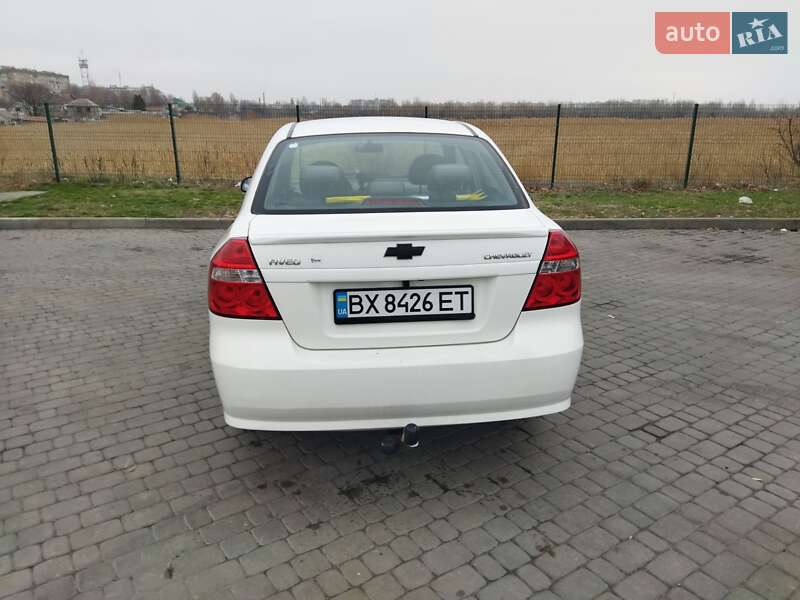 Седан Chevrolet Aveo 2009 в Новомосковске