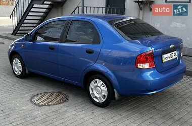 Седан Chevrolet Aveo 2005 в 