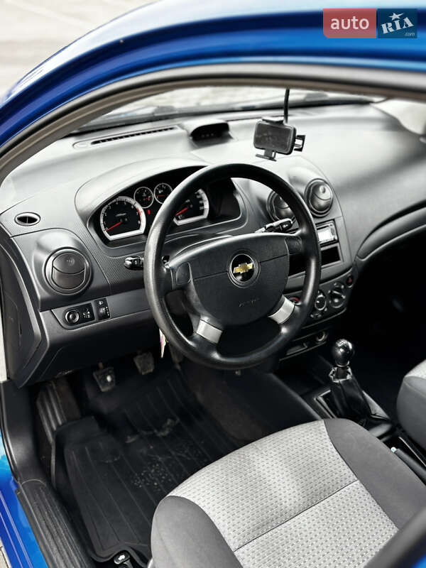 Хэтчбек Chevrolet Aveo 2008 в Виннице