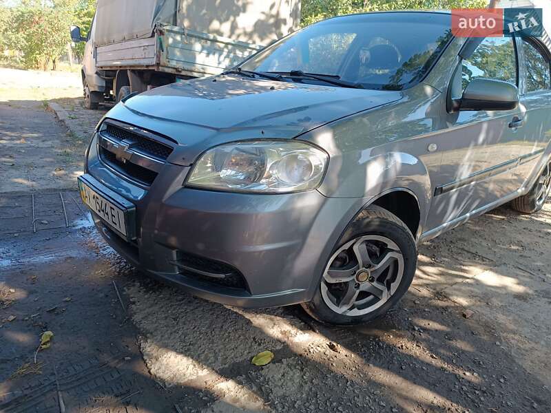 Седан Chevrolet Aveo 2006 в Харькове